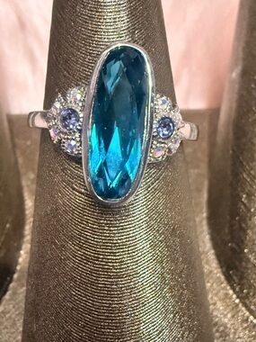 Vintage "Elegant Royal" London Blue Topaz & Amethyst Ring – .925 Silver – Size 7